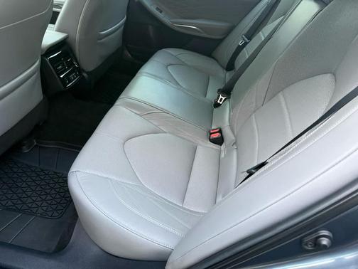 2022 Toyota Avalon Limited