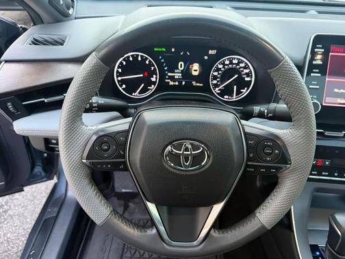 2022 Toyota Avalon Limited