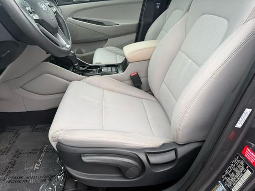 Magnetic Force 2021 Hyundai TUCSON SE