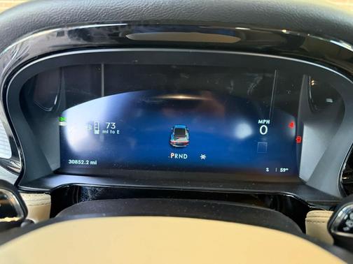 Infinite Black Metallic Clearcoat 2025 Lincoln Corsair Premiere