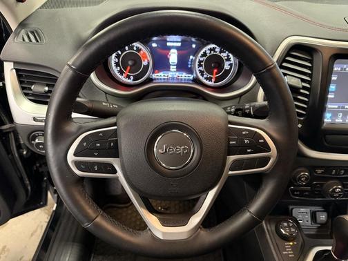 2017 Jeep Cherokee Trailhawk