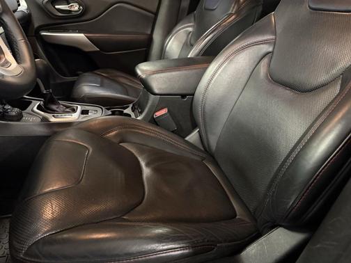 2017 Jeep Cherokee Trailhawk