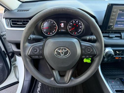 Super White 2020 Toyota RAV4 LE