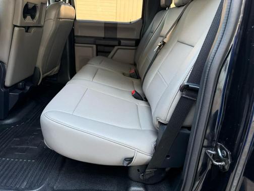 Agate Black Metallic 2022 Ford F-250 XL