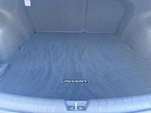 2022 Hyundai Accent SE