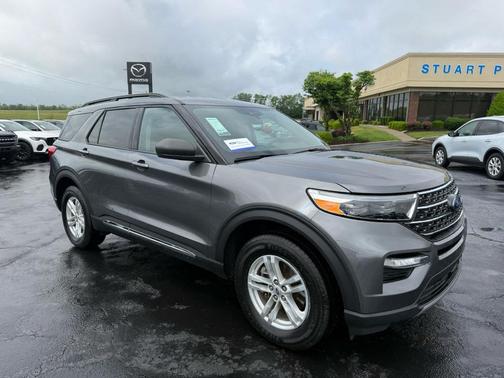 Carbonized Gray Metallic 2023 Ford Explorer XLT