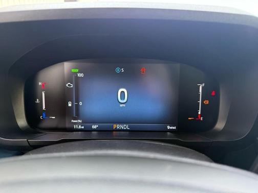 Carbonized Gray Metallic 2026 Ford Maverick XL