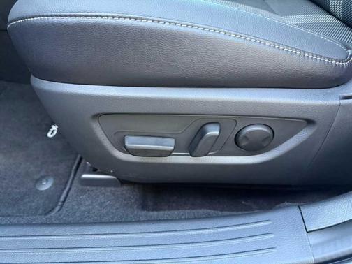 2026 Mazda CX-50 2.5 S Preferred Package