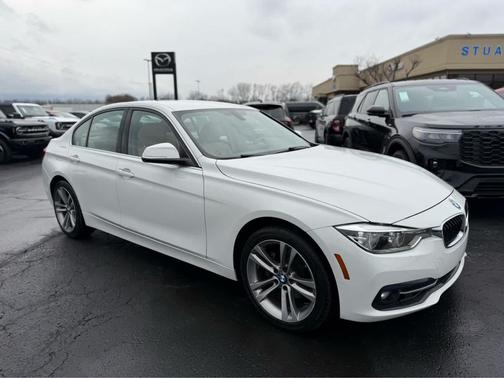 2018 BMW 330 xDrive