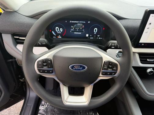 Agate Black Metallic 2026 Ford Explorer Active
