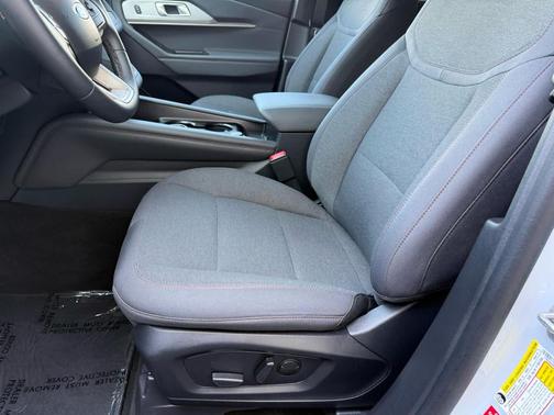 Space White Metallic 2026 Ford Explorer Active