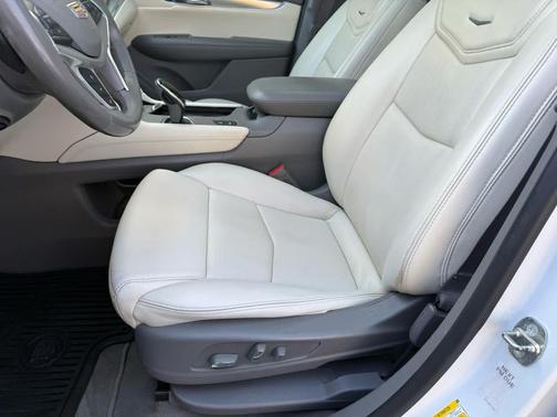 2018 Cadillac XT5 Premium Luxury