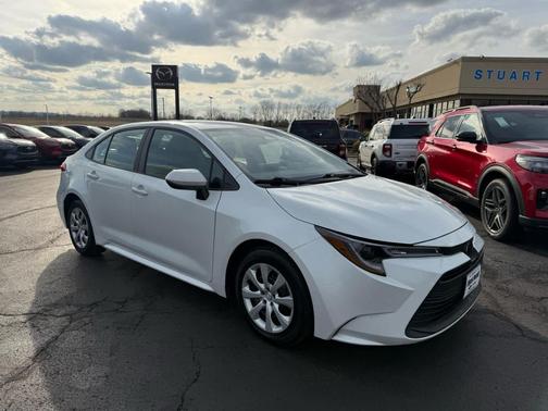 Wind Chill Pearl 2024 Toyota Corolla LE Sedan