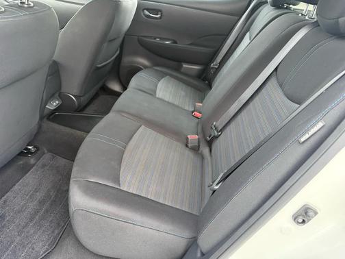 2022 Nissan Leaf S PLUS 62 kWh