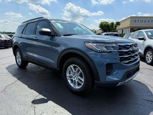 Vapor Blue Metallic 2026 Ford Explorer Active