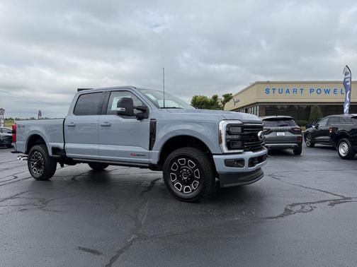 2026 Ford F-250 Platinum