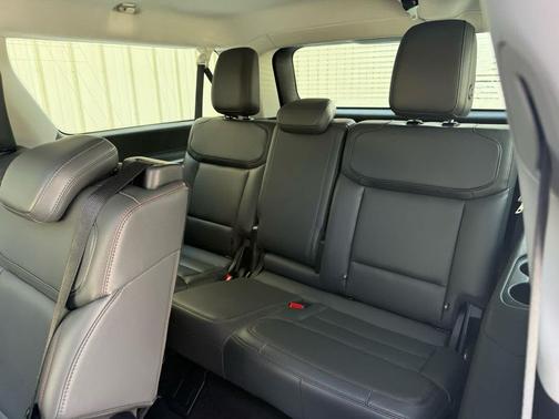 2025 Ford Expedition Max Active 4x4