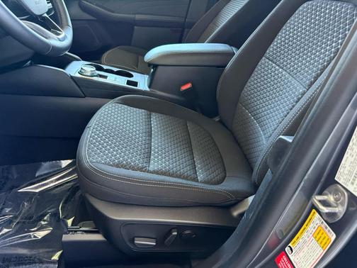 Carbonized Gray Metallic 2023 Ford Escape Active