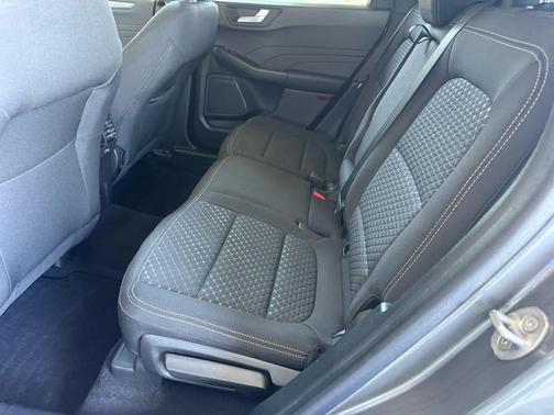 Carbonized Gray Metallic 2023 Ford Escape Active