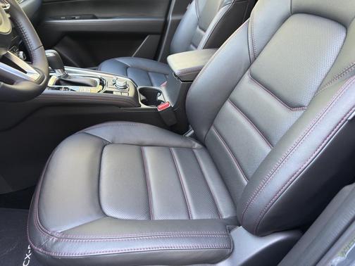 2025 Mazda CX-5 Carbon Edition