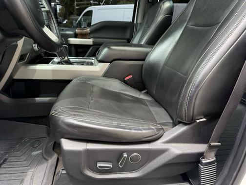 White Platinum Metallic Tri-Coat 2015 Ford F-150 Lariat