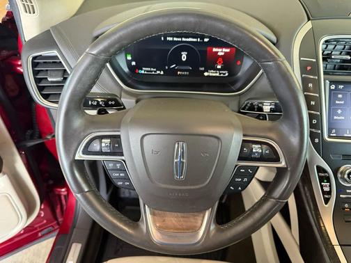 Ruby Red Metallic Tinted Clearcoat 2019 Lincoln Nautilus Select