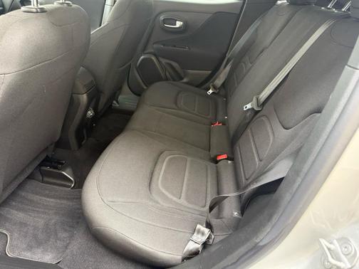 2020 Jeep Renegade Latitude