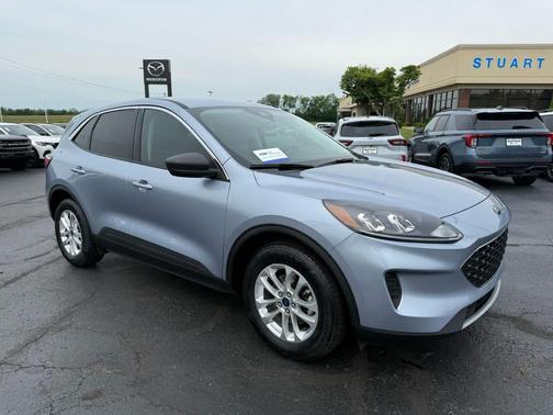 Iced Blue Silver Metallic 2022 Ford Escape SE