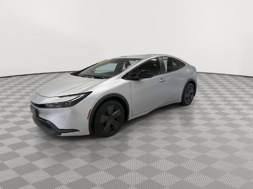 Cutting Edge 2025 Toyota Prius LE