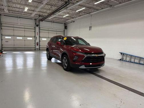Radiant Red Tintcoat 2025 Chevrolet Blazer 2LT