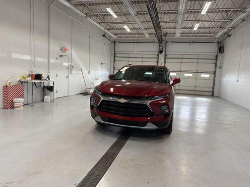 Radiant Red Tintcoat 2025 Chevrolet Blazer 2LT