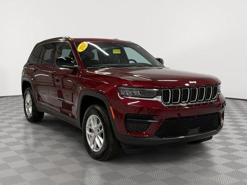 2024 Jeep Grand Cherokee Laredo
