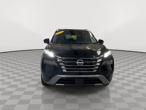 Super Black 2026 Nissan Rogue SL