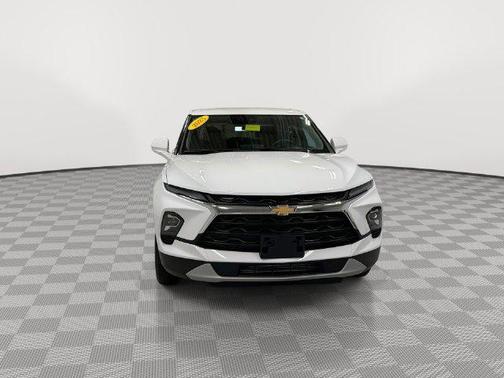 Summit White 2025 Chevrolet Blazer 2LT