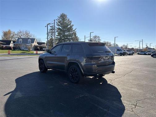 2020 Jeep Grand Cherokee Altitude
