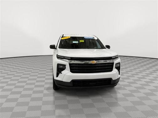 2024 Chevrolet Traverse LS