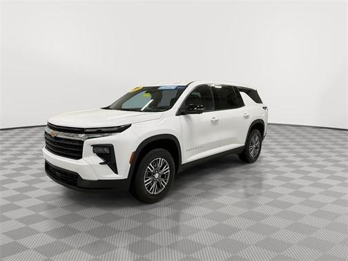 2024 Chevrolet Traverse LS