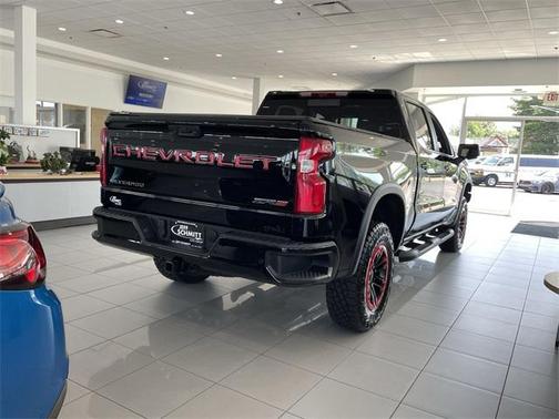 2025 Chevrolet Silverado 1500 ZR2