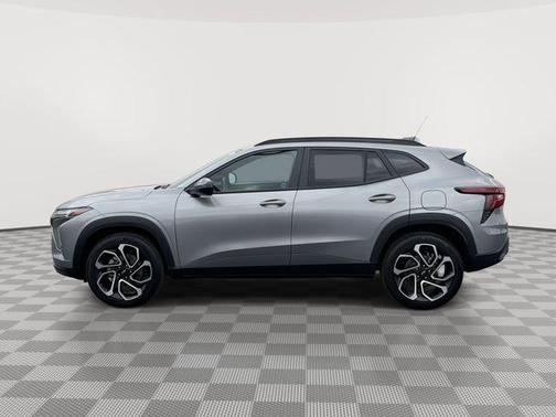 Sterling Gray Metallic 2026 Chevrolet Trax FWD 2RS