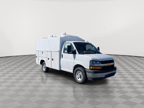 Summit White 2025 Chevrolet Express 3500 Work Van