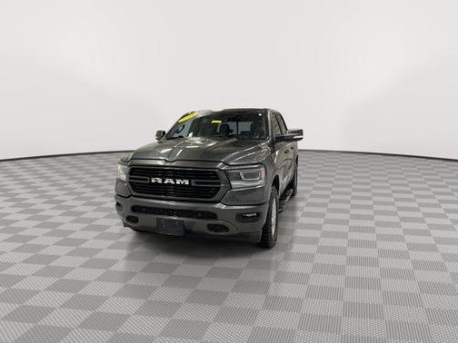 Granite Crystal Metallic Clearcoat 2019 RAM 1500 Big Horn