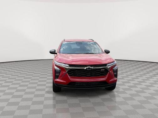Apex Red 2026 Chevrolet Trax FWD 2RS