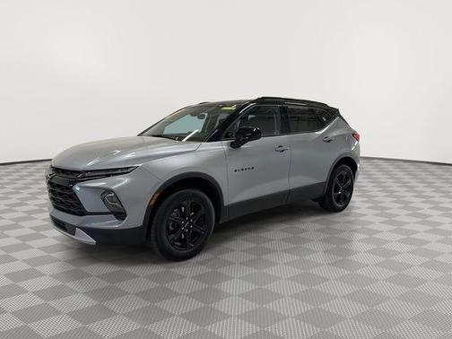 Sterling Gray Metallic 2024 Chevrolet Blazer 2LT