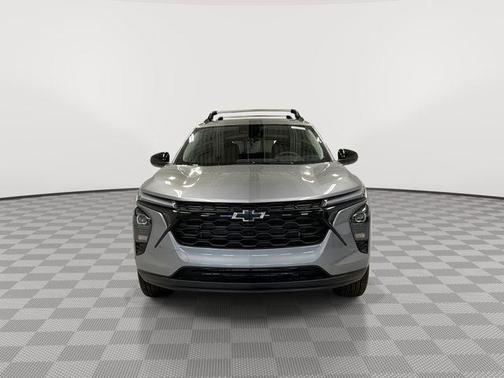 Sterling Gray Metallic 2026 Chevrolet Trax LT