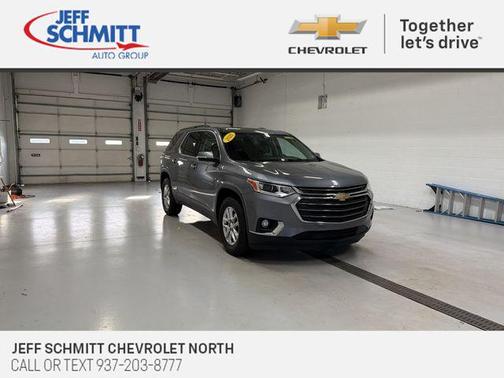 Satin Steel Metallic 2020 Chevrolet Traverse LT Cloth