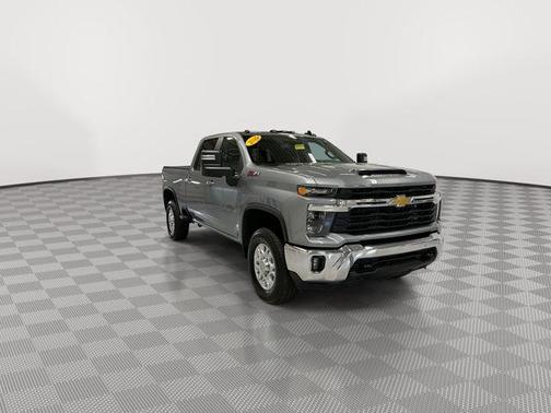 Sterling Gray Metallic 2026 Chevrolet Silverado 2500 LT