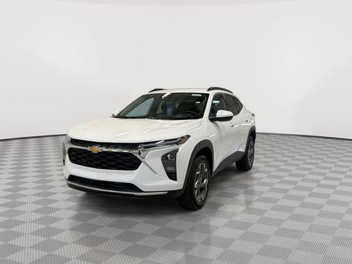 Summit White 2026 Chevrolet Trax LT