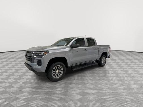 Sterling Gray Metallic 2026 Chevrolet Colorado LT