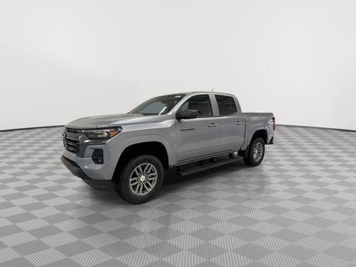 Sterling Gray Metallic 2026 Chevrolet Colorado LT