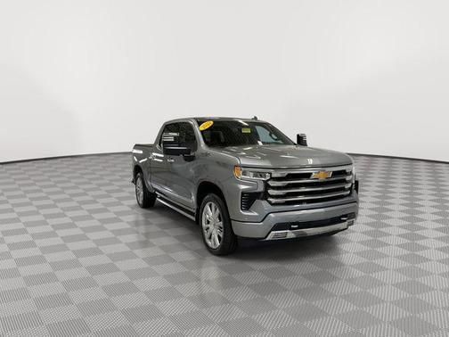 Sterling Gray Metallic 2025 Chevrolet Silverado 1500 High Country
